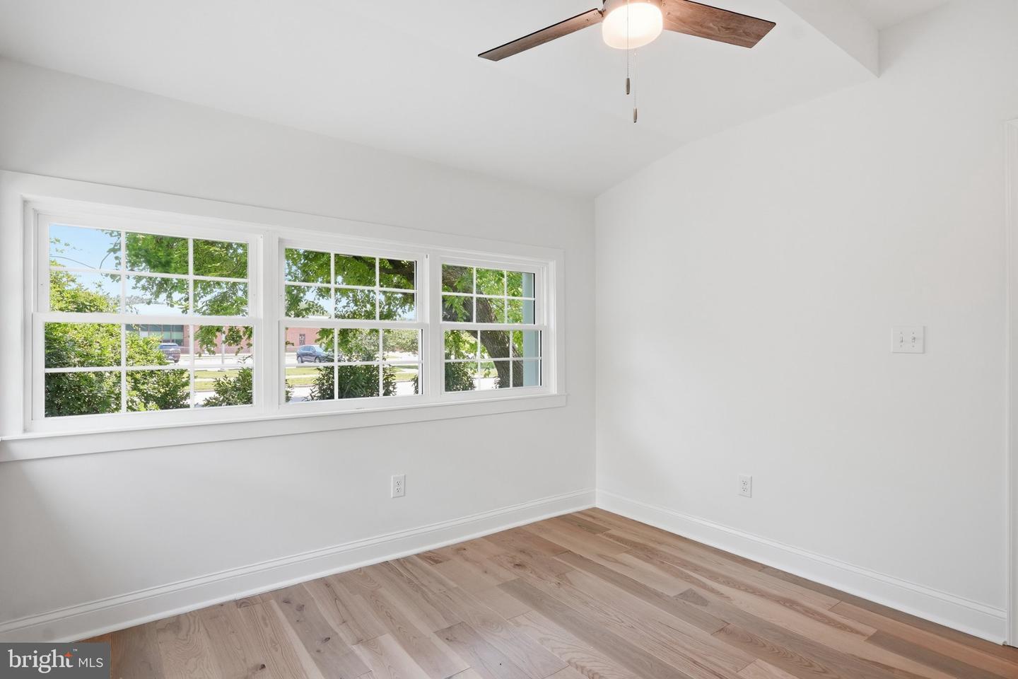 803 New Ln Property Photo 27