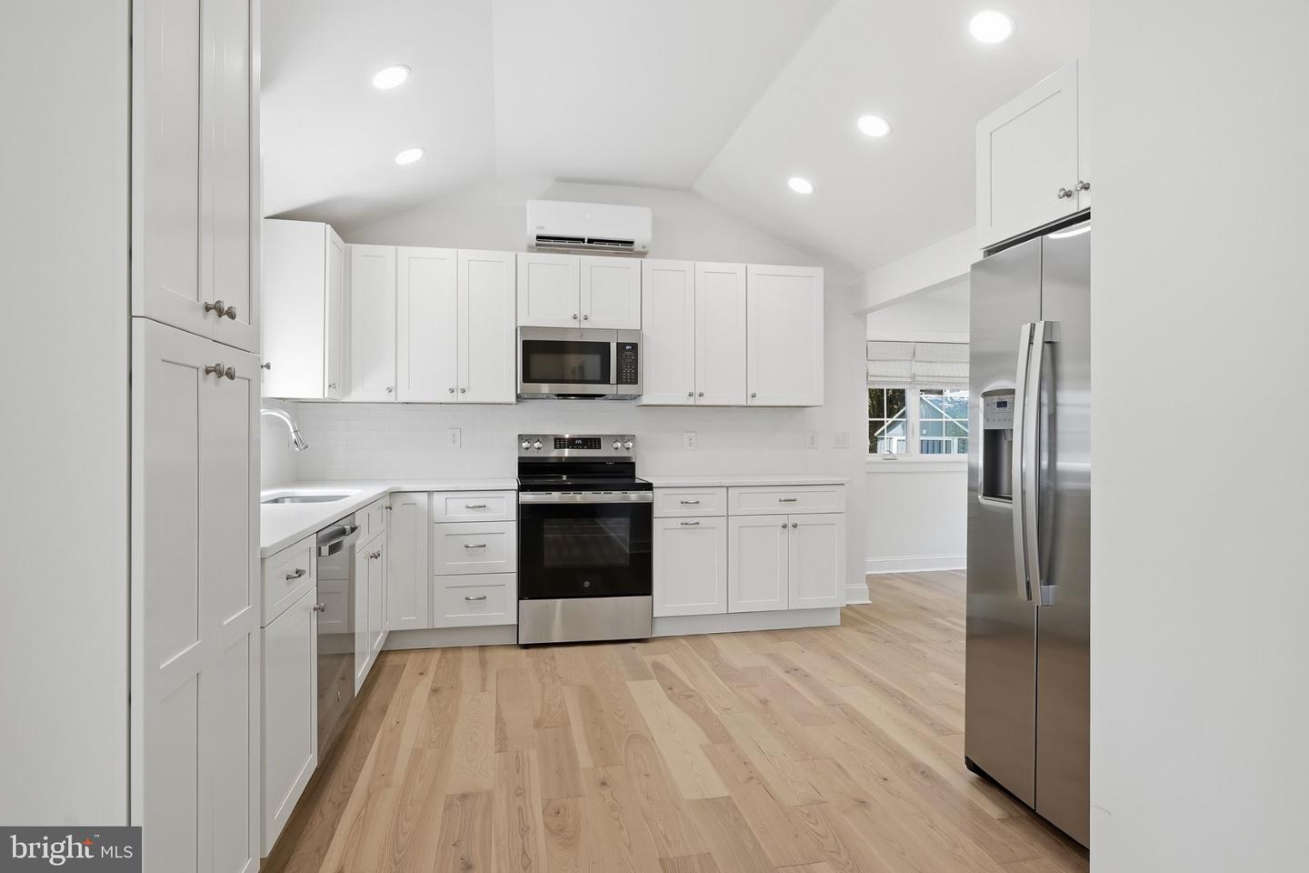 803 New Ln Property Photo 29