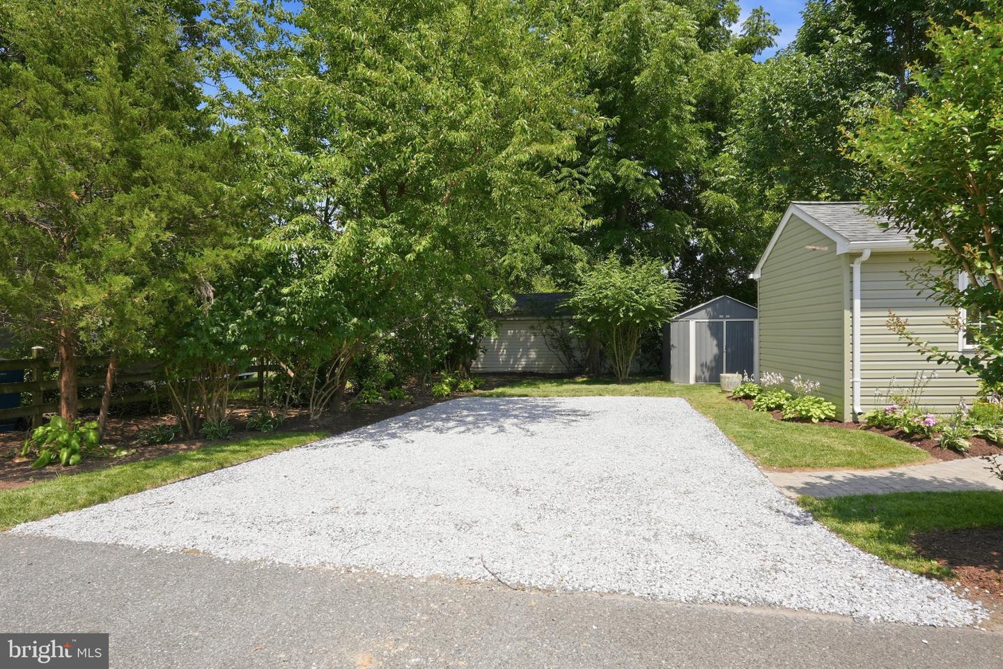 803 New Ln Property Photo 30