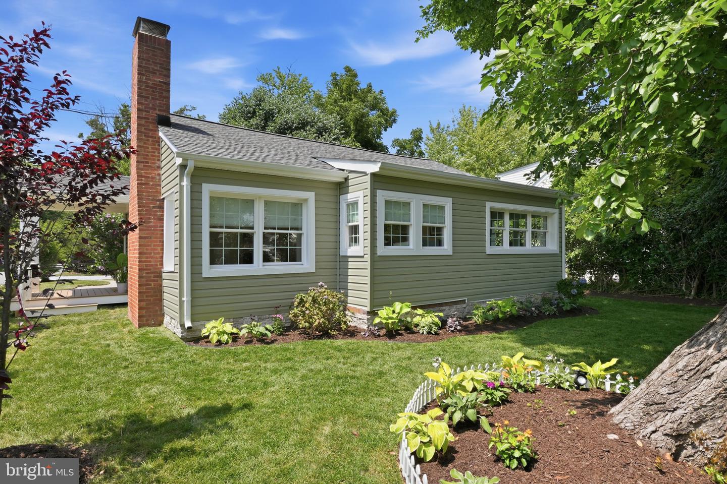 803 New Ln Property Photo 32
