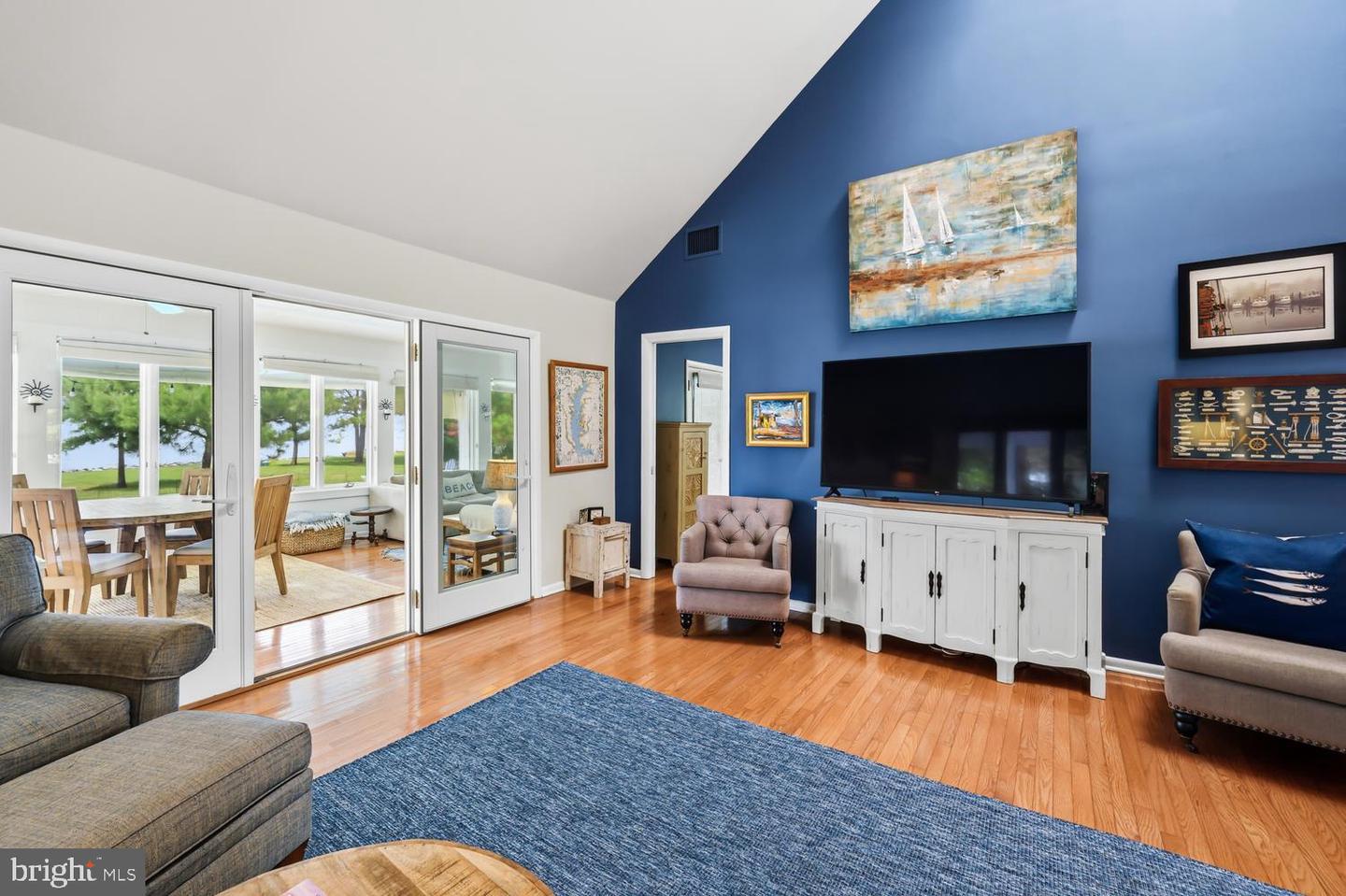 5480 Windward Dr Property Photo 15