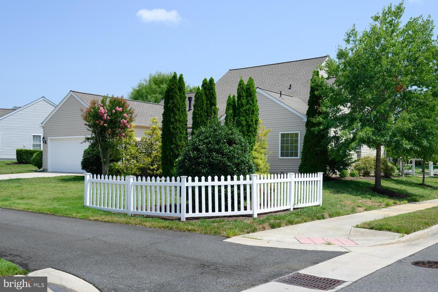 29692 Maribel Ln Property Photo 4