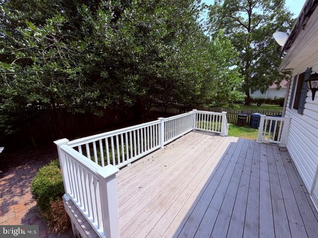 103 Douglas Ln Property Photo 3