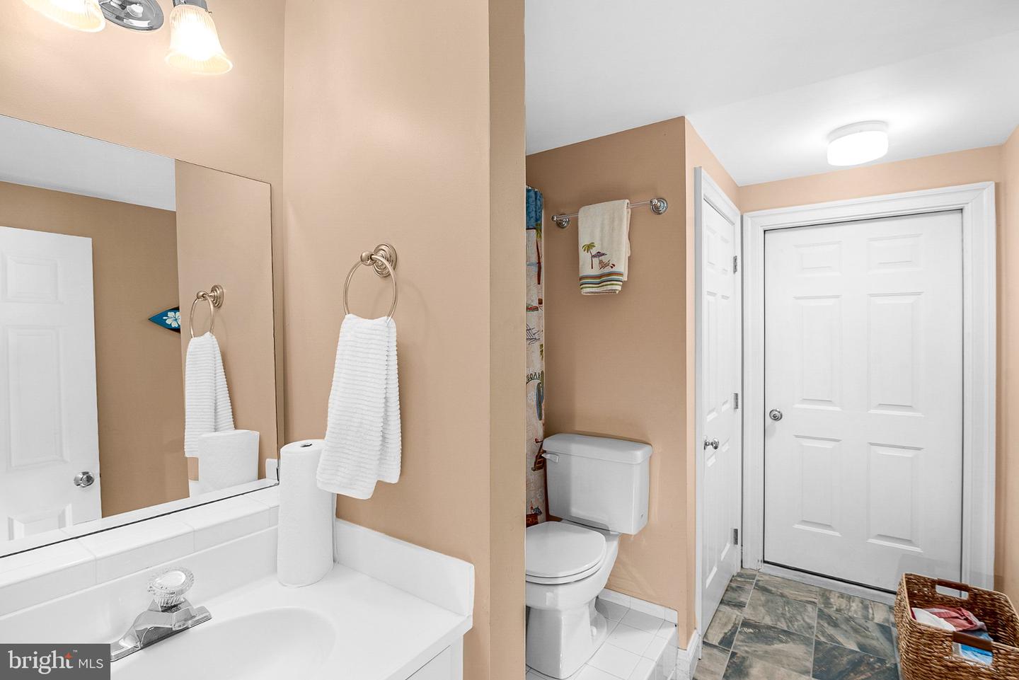 4401 Grove Rd Property Photo 55