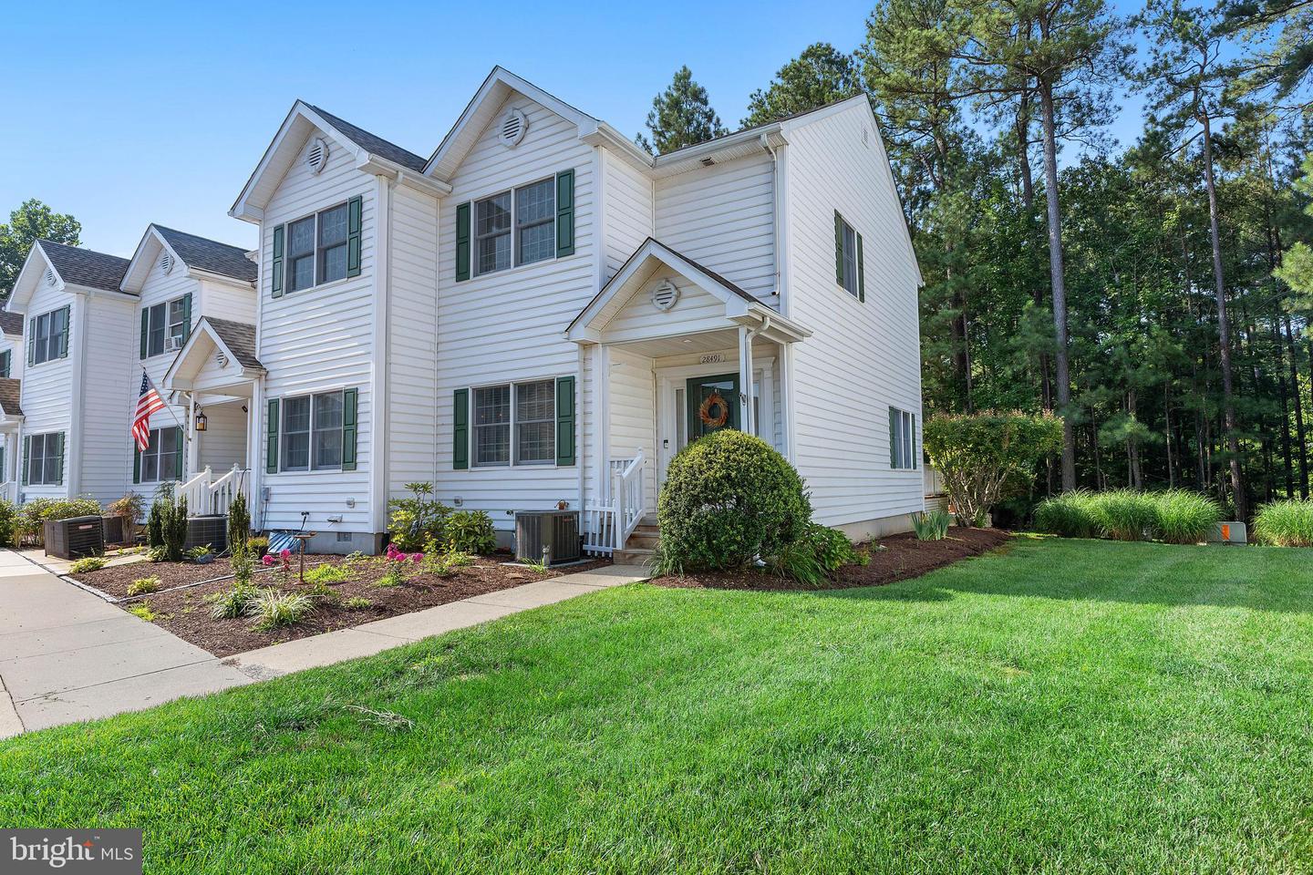 28491 PINEHURST CIR Property Photo 1