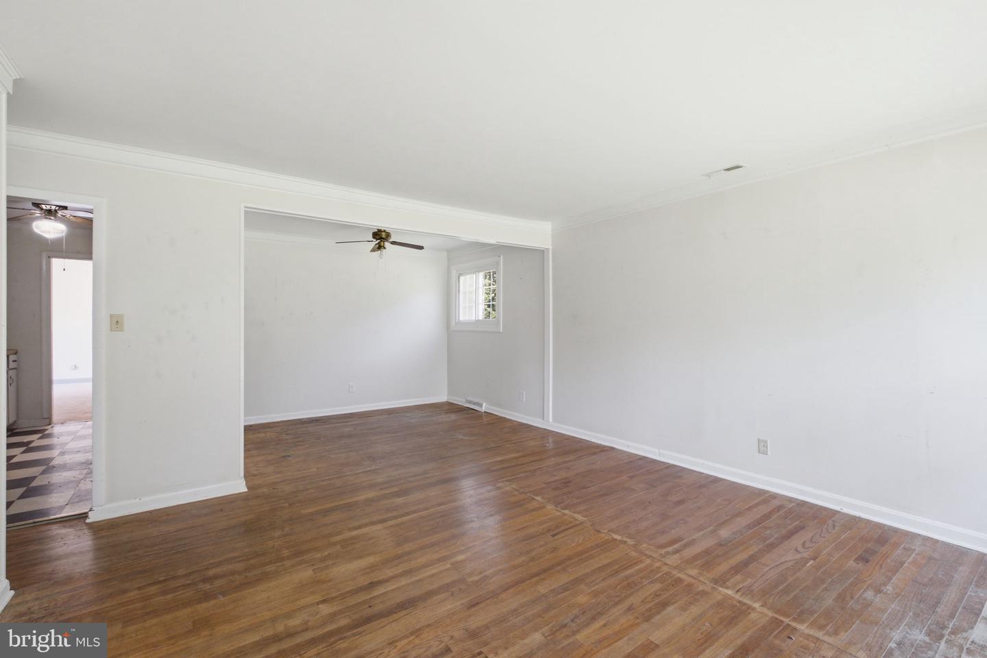 214 Madison Ave Property Photo 3