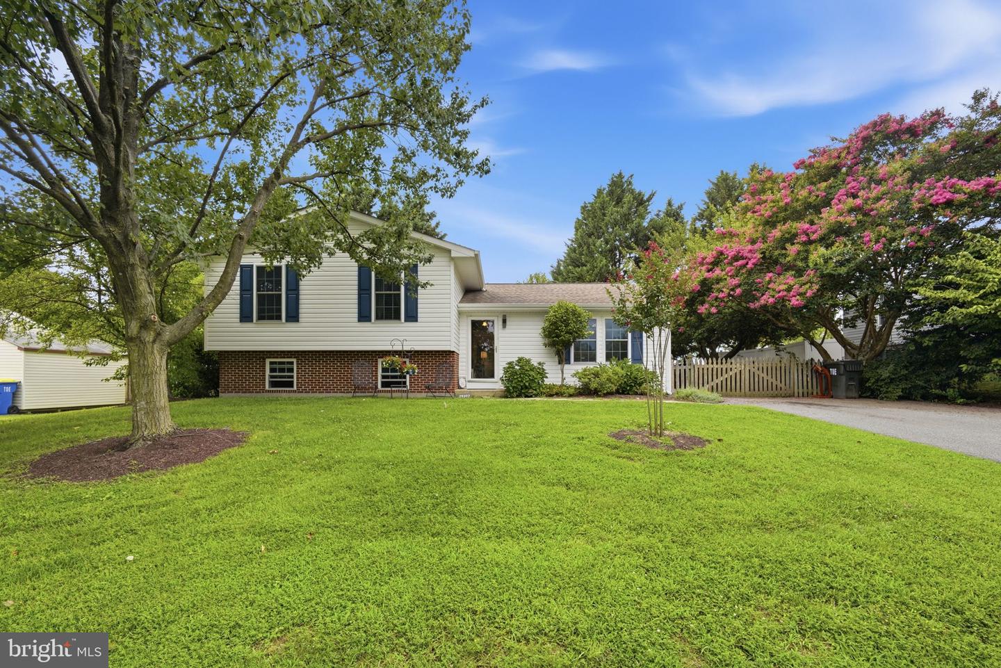 29397 PETUNIA DR Property Photo 1