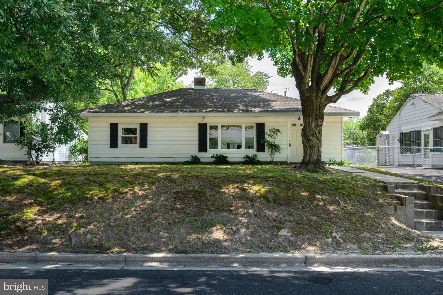 122 Prospect Ave Property Photo 1