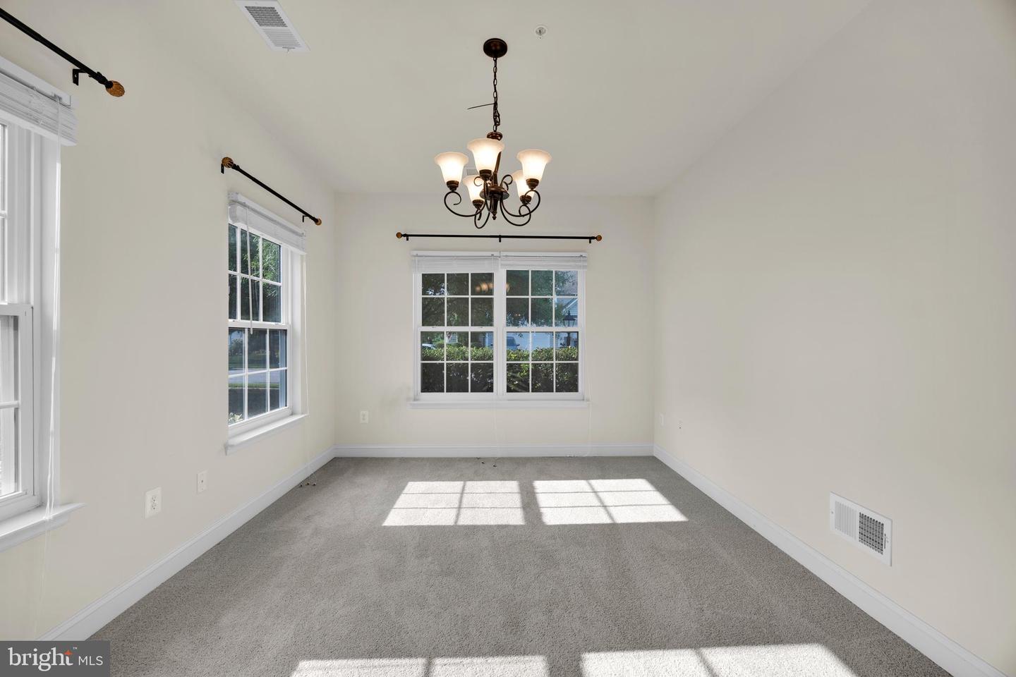 29027 Superior Cir Property Photo 9