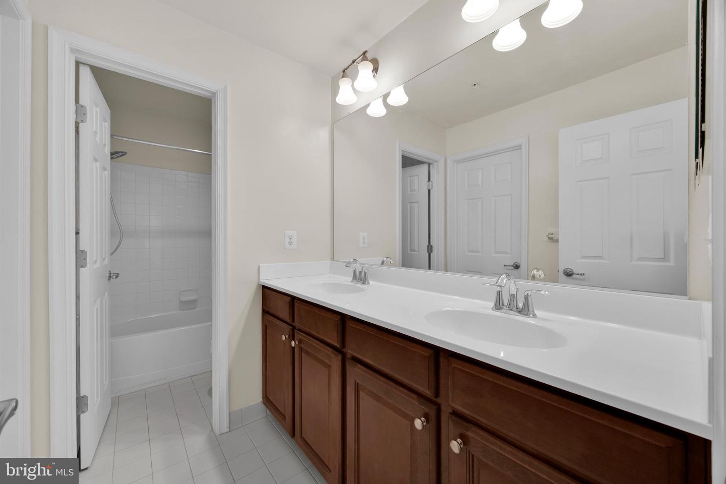 29027 Superior Cir Property Photo 37