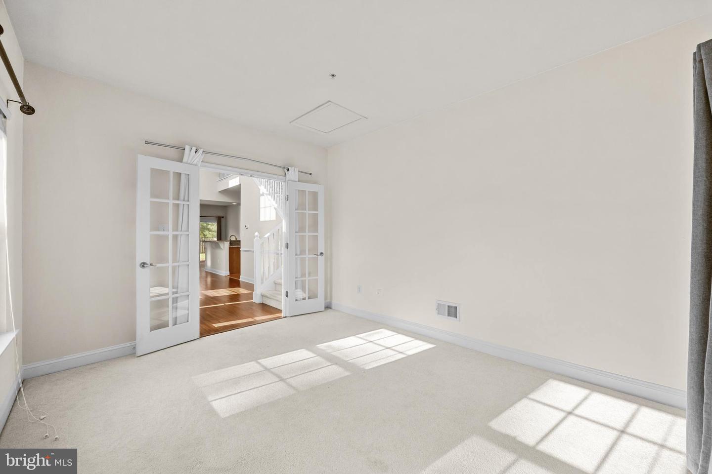 29141 Superior Cir Property Photo 13