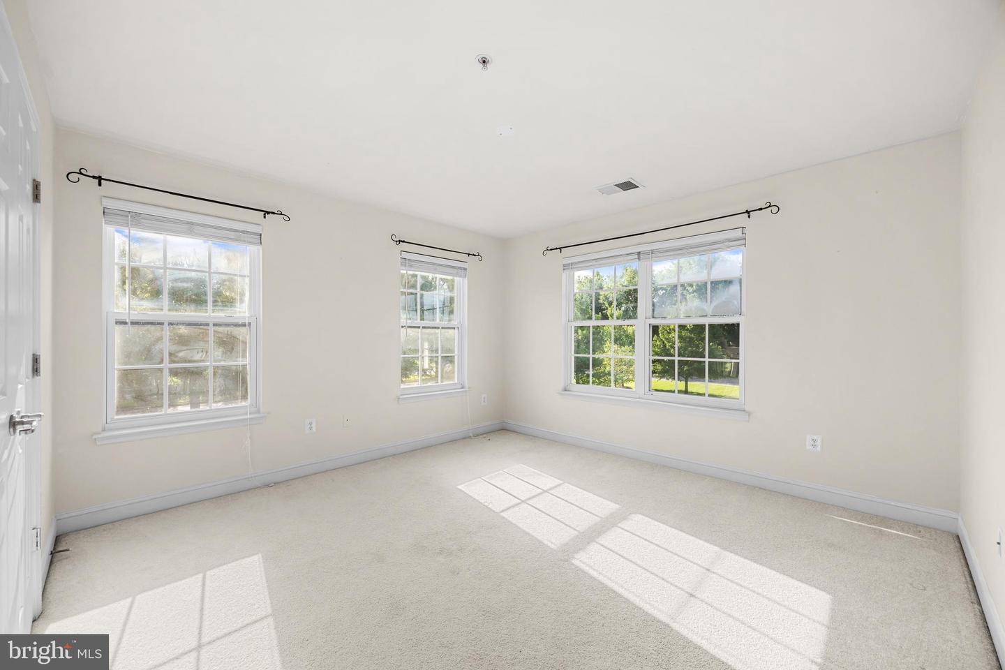 29141 Superior Cir Property Photo 45