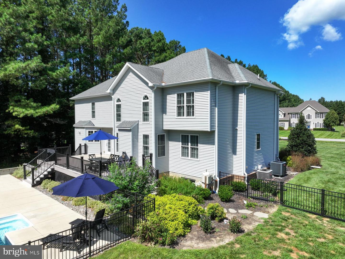 13351 Quiet Hollow Ct Property Photo 5