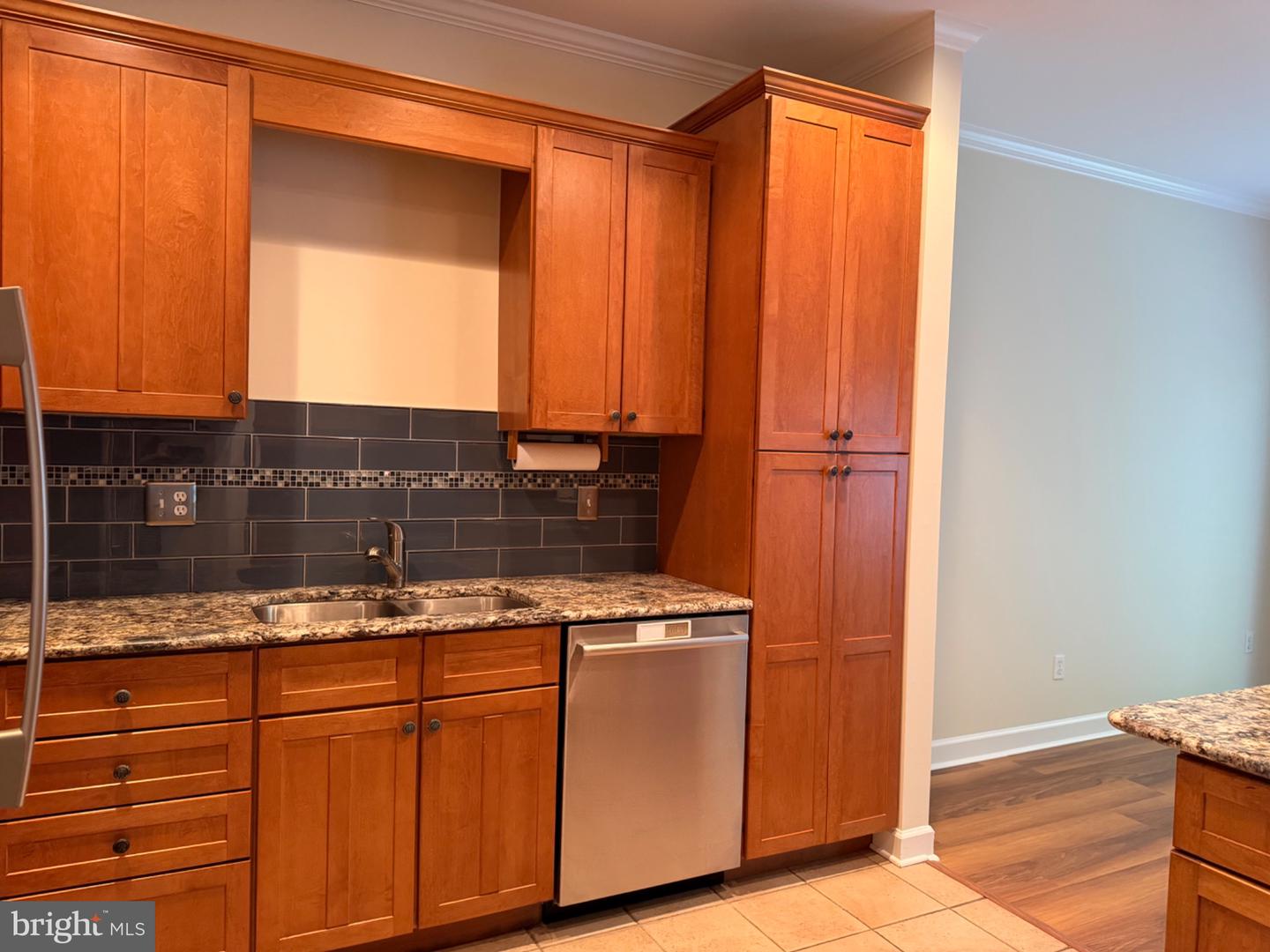 28461 Pinehurst Cir Property Photo 6