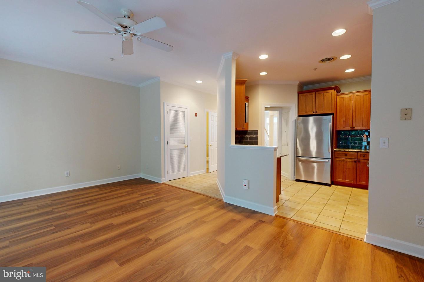 28461 Pinehurst Cir Property Photo 13