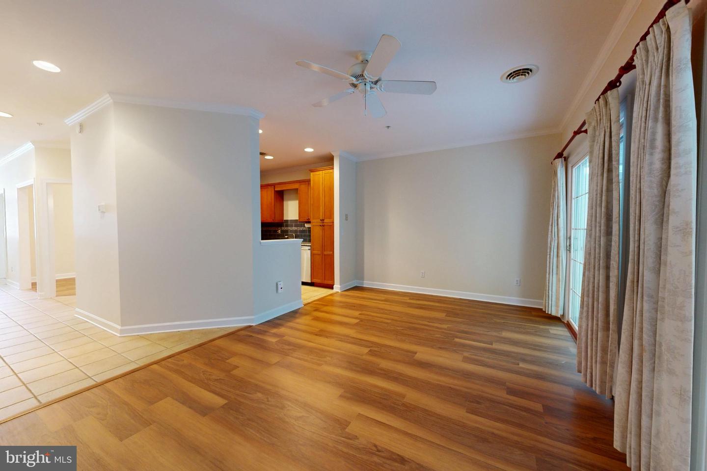 28461 Pinehurst Cir Property Photo 14