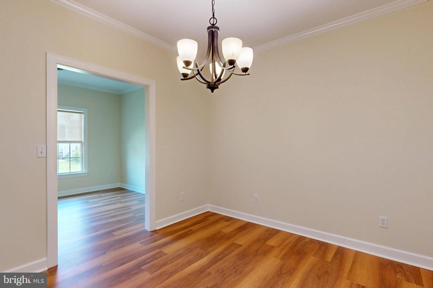 28461 Pinehurst Cir Property Photo 19