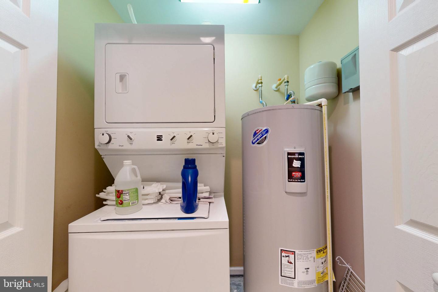 28461 Pinehurst Cir Property Photo 38