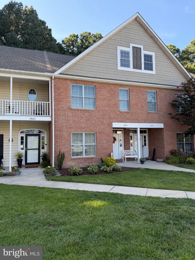 28461 Pinehurst Cir Property Photo 47