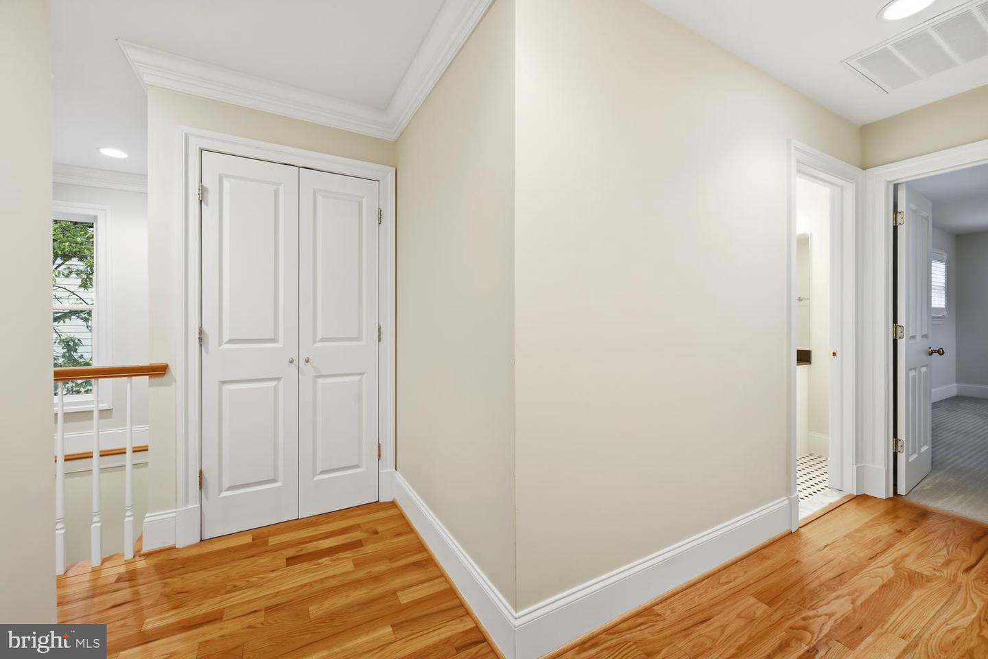 104 Stewart Ave Property Photo 43