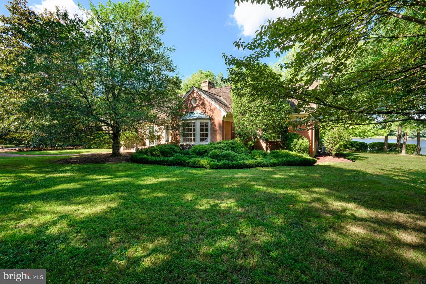 28161 Harleigh Ln Property Photo 3