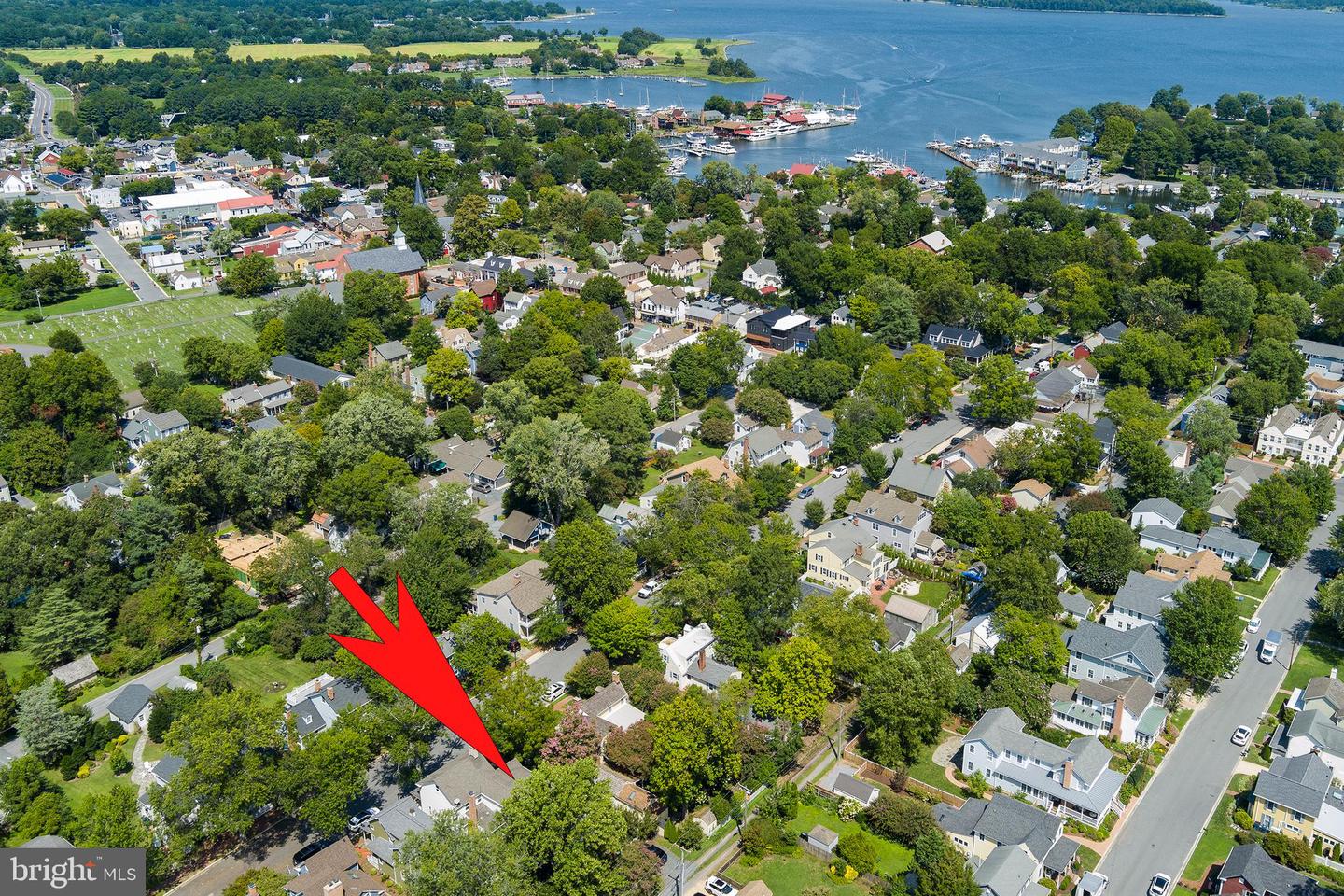 114 W Chestnut St Property Photo 47