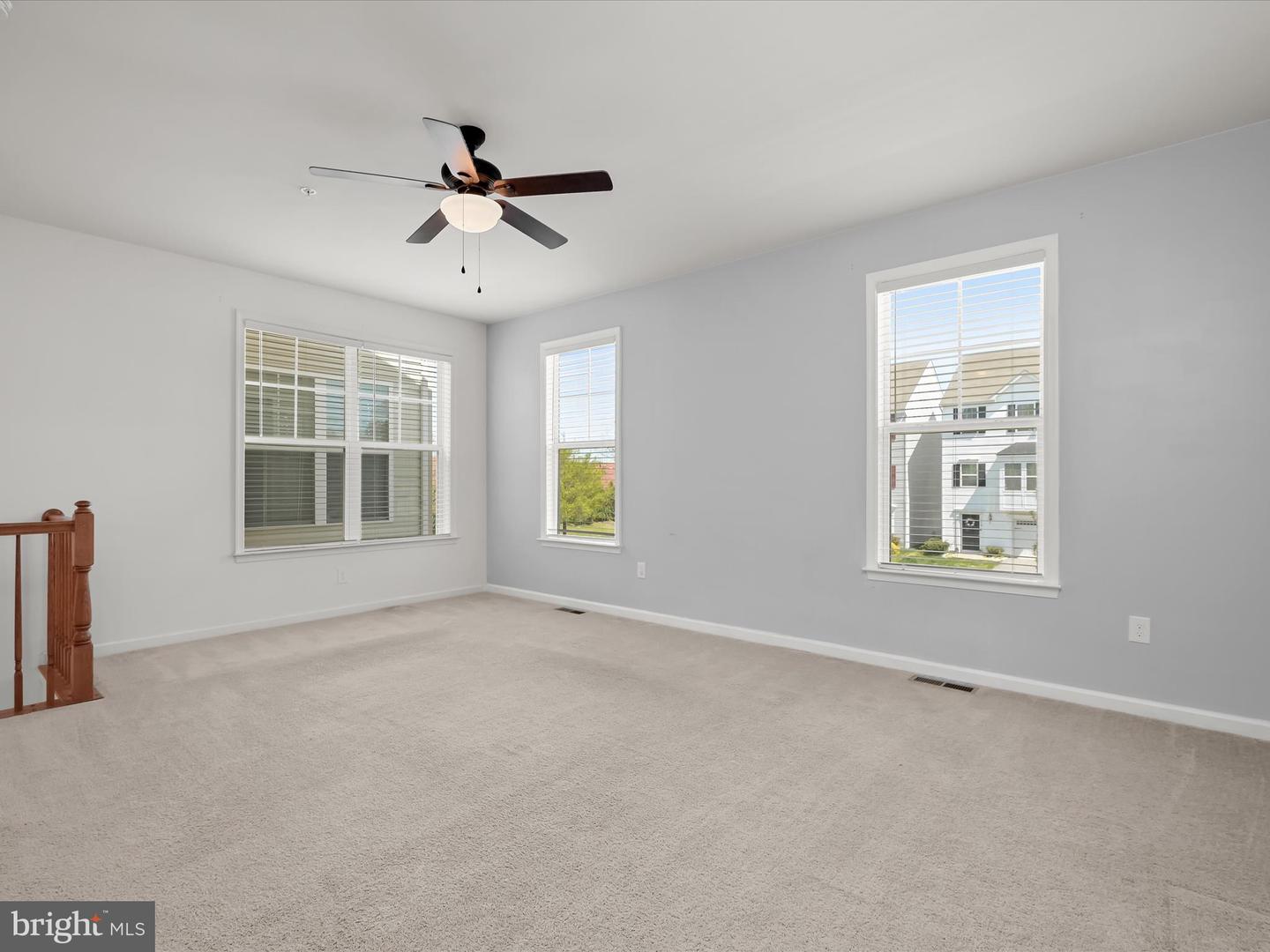 415 Bodkin St Property Photo 5