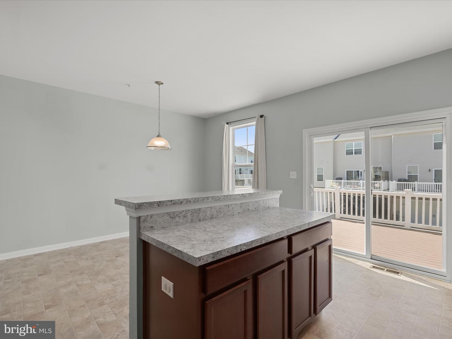 415 Bodkin St Property Photo 12