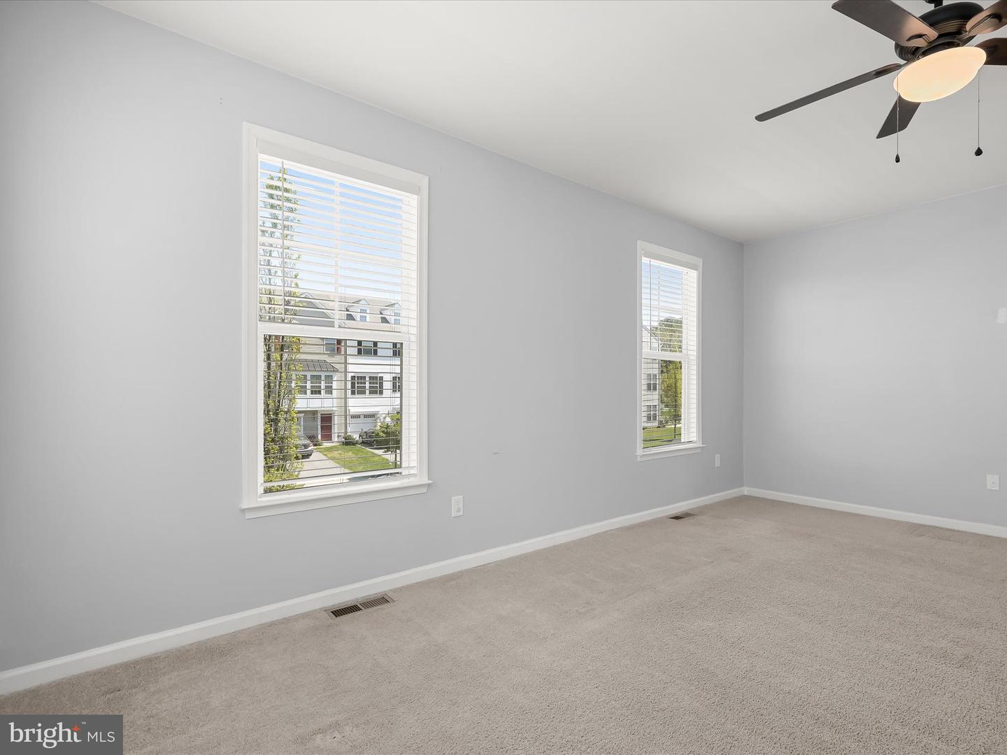 415 Bodkin St Property Photo 16