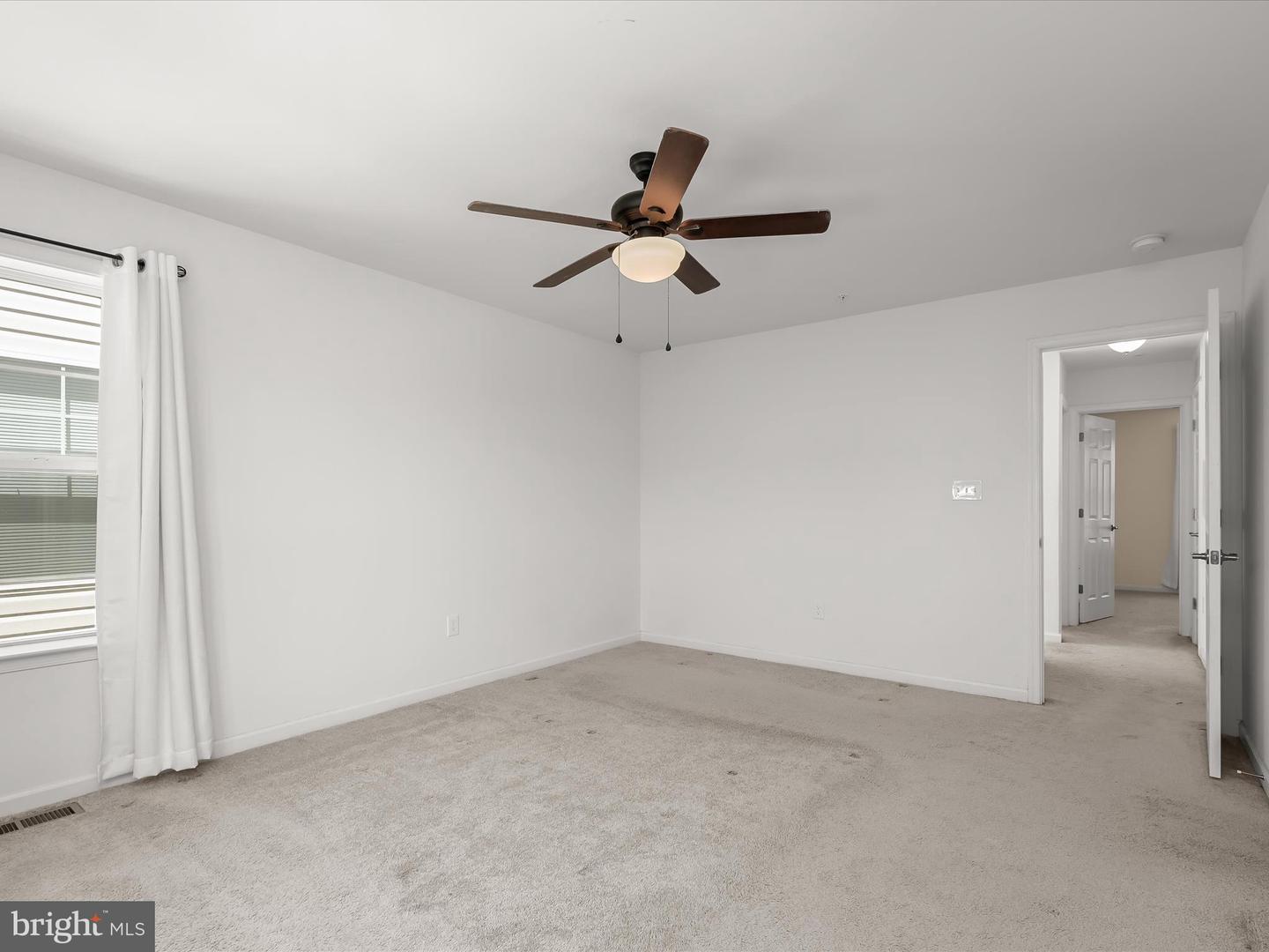 415 Bodkin St Property Photo 21