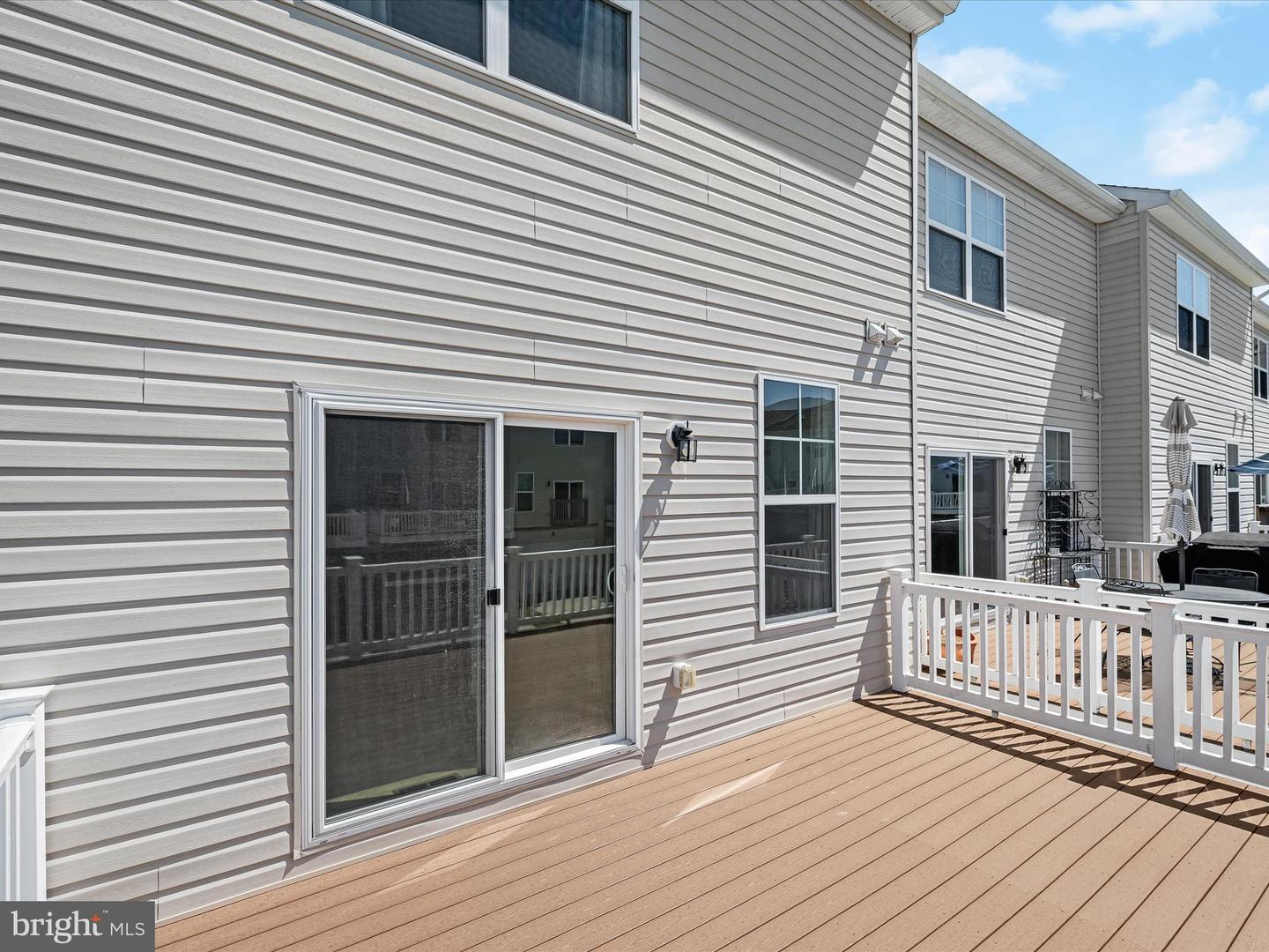415 Bodkin St Property Photo 29