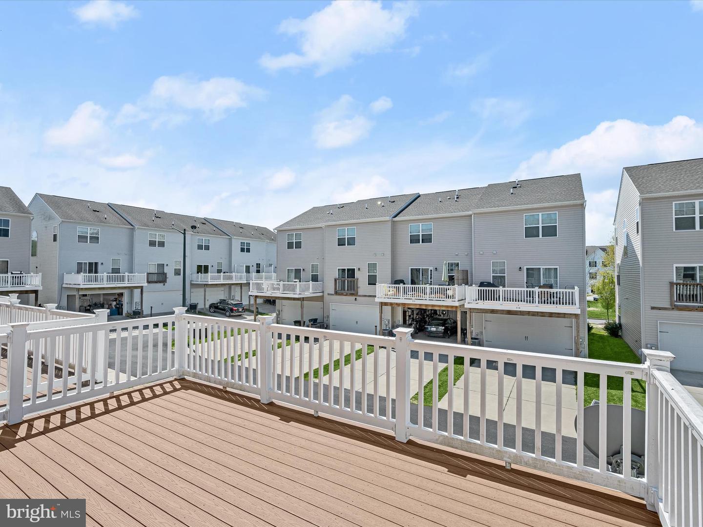 415 Bodkin St Property Photo 31