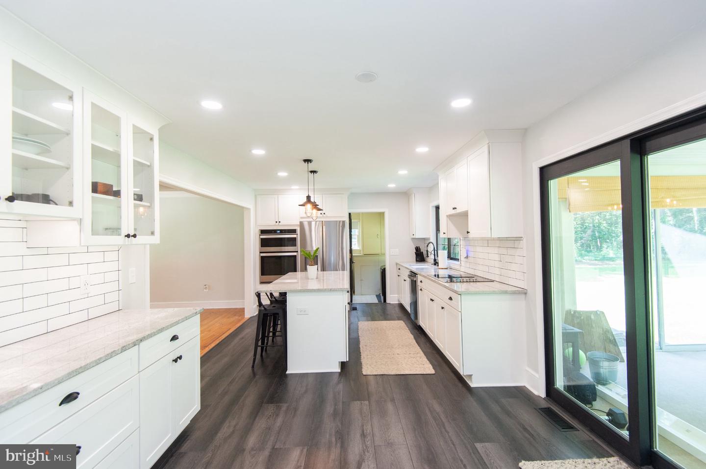 8235 Ingleton Cir Property Photo 17