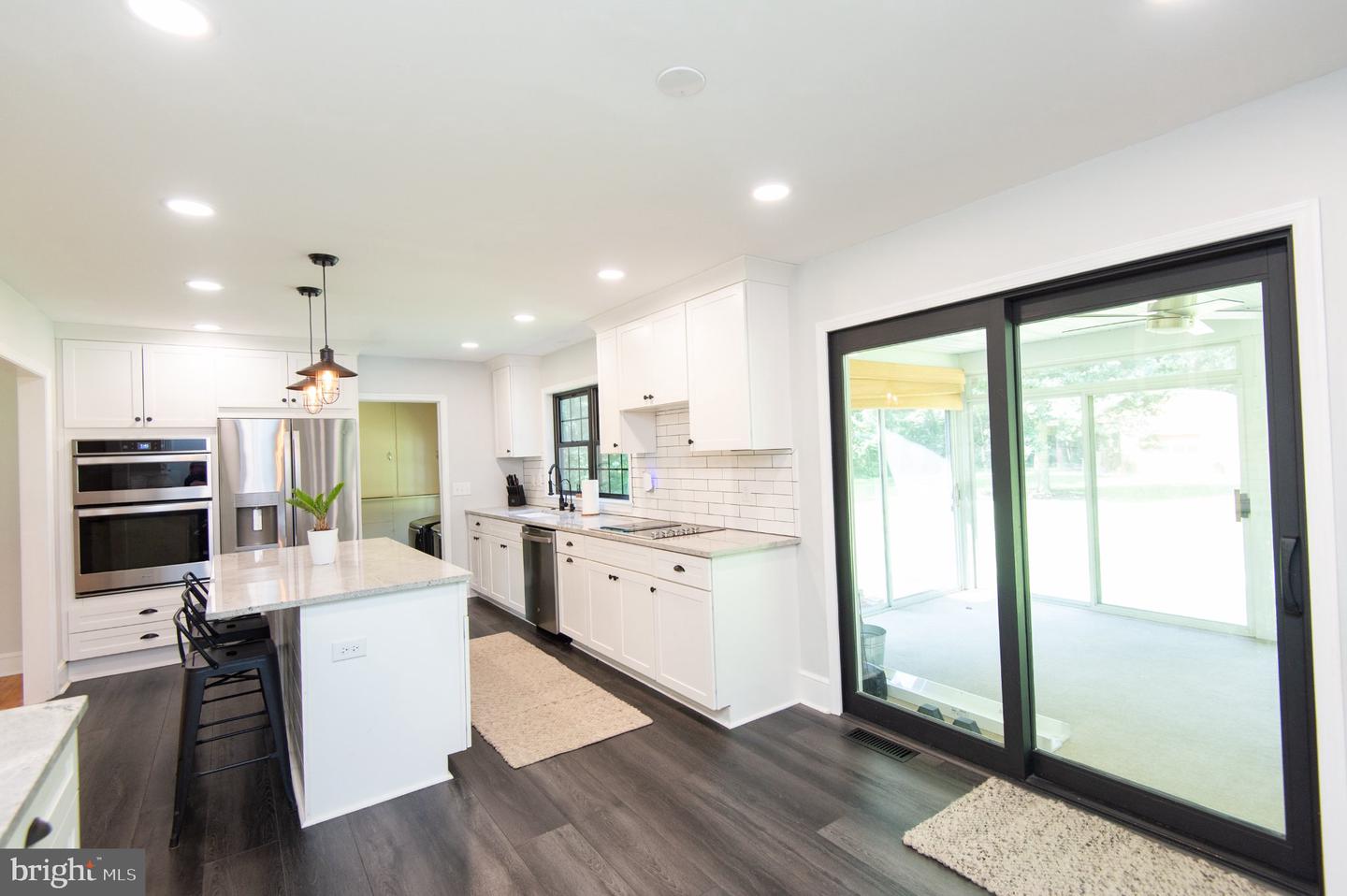 8235 Ingleton Cir Property Photo 19