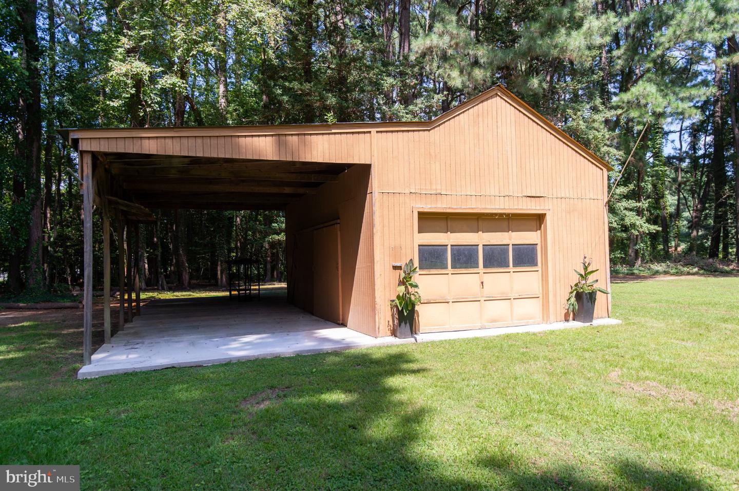 8235 Ingleton Cir Property Photo 52
