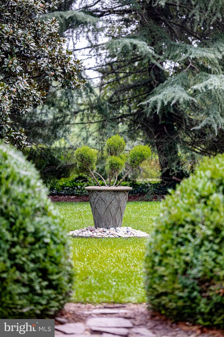 5920 Oxford Rd Property Photo 23