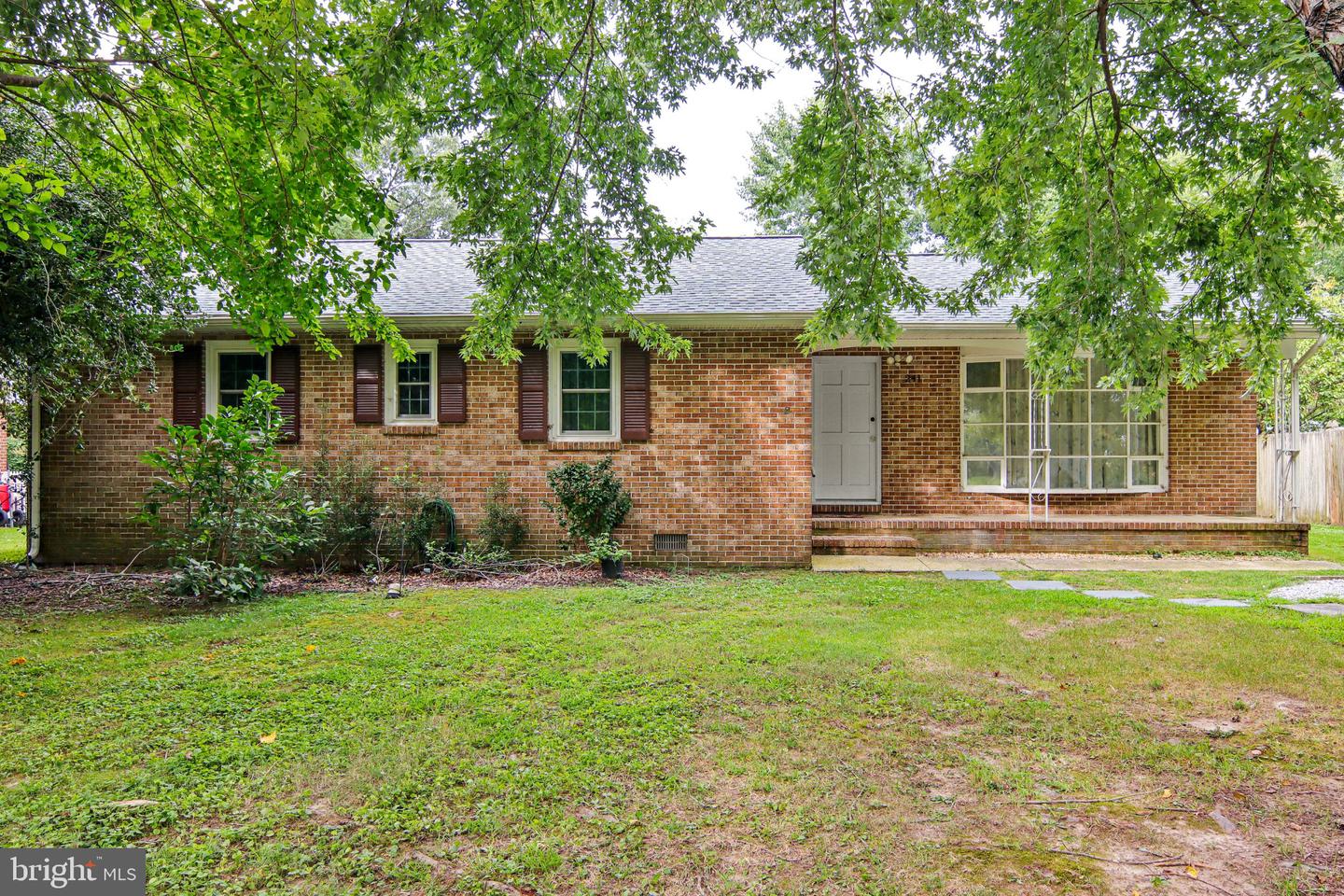 241 Brookwood Ave Property Photo 1