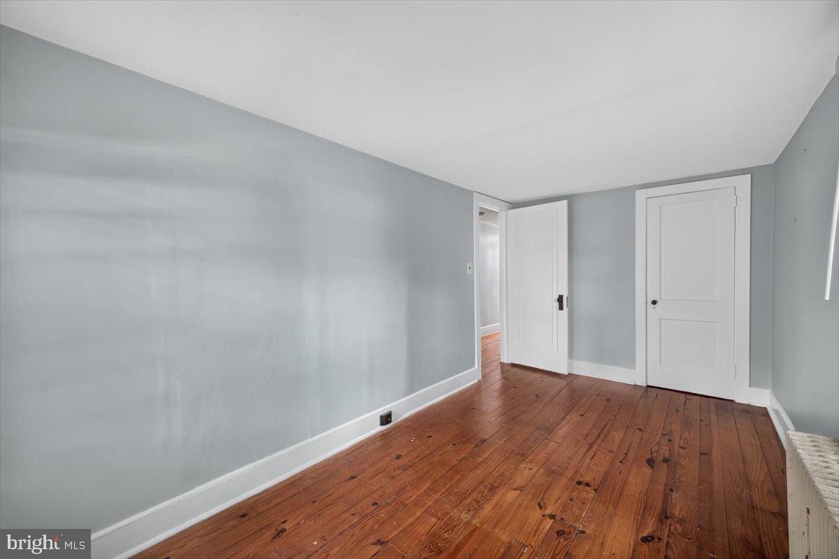 313 Linden Ave Property Photo 22