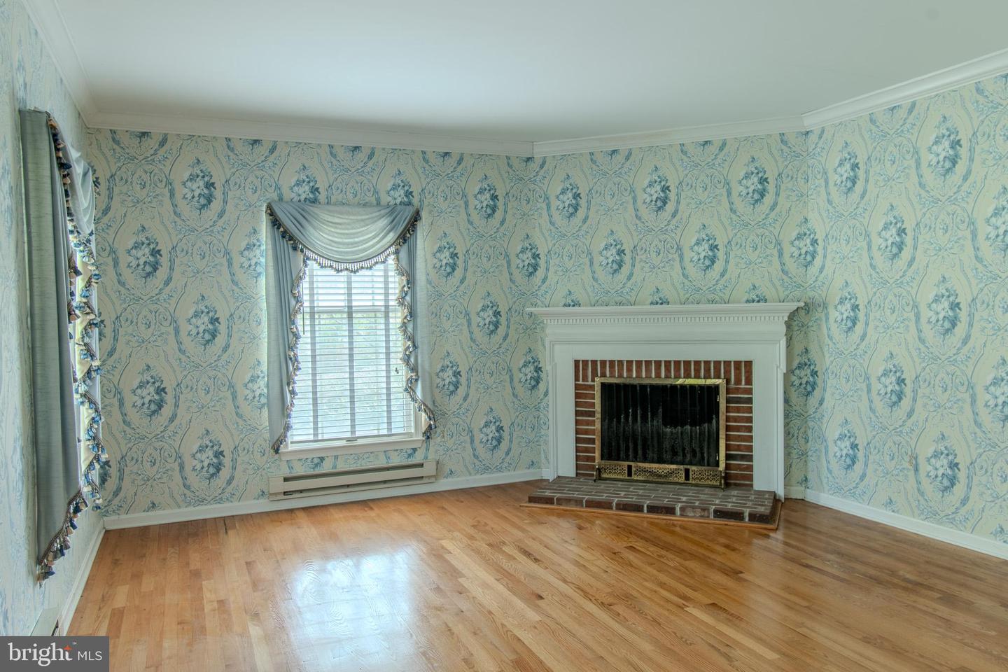 6253 Middle Point Rd Property Photo 14