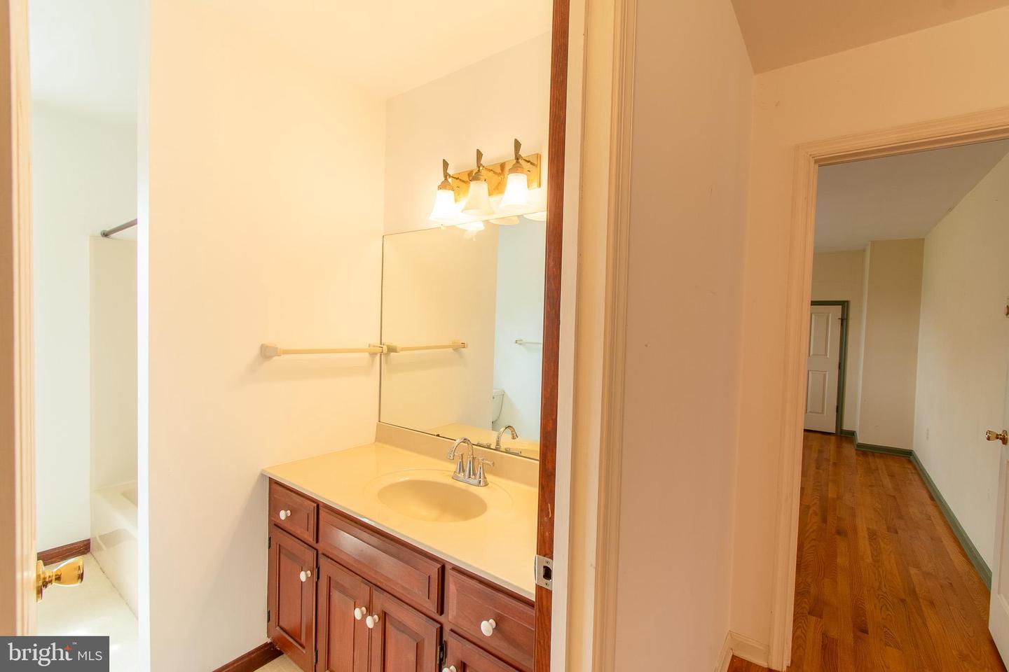 6253 Middle Point Rd Property Photo 31