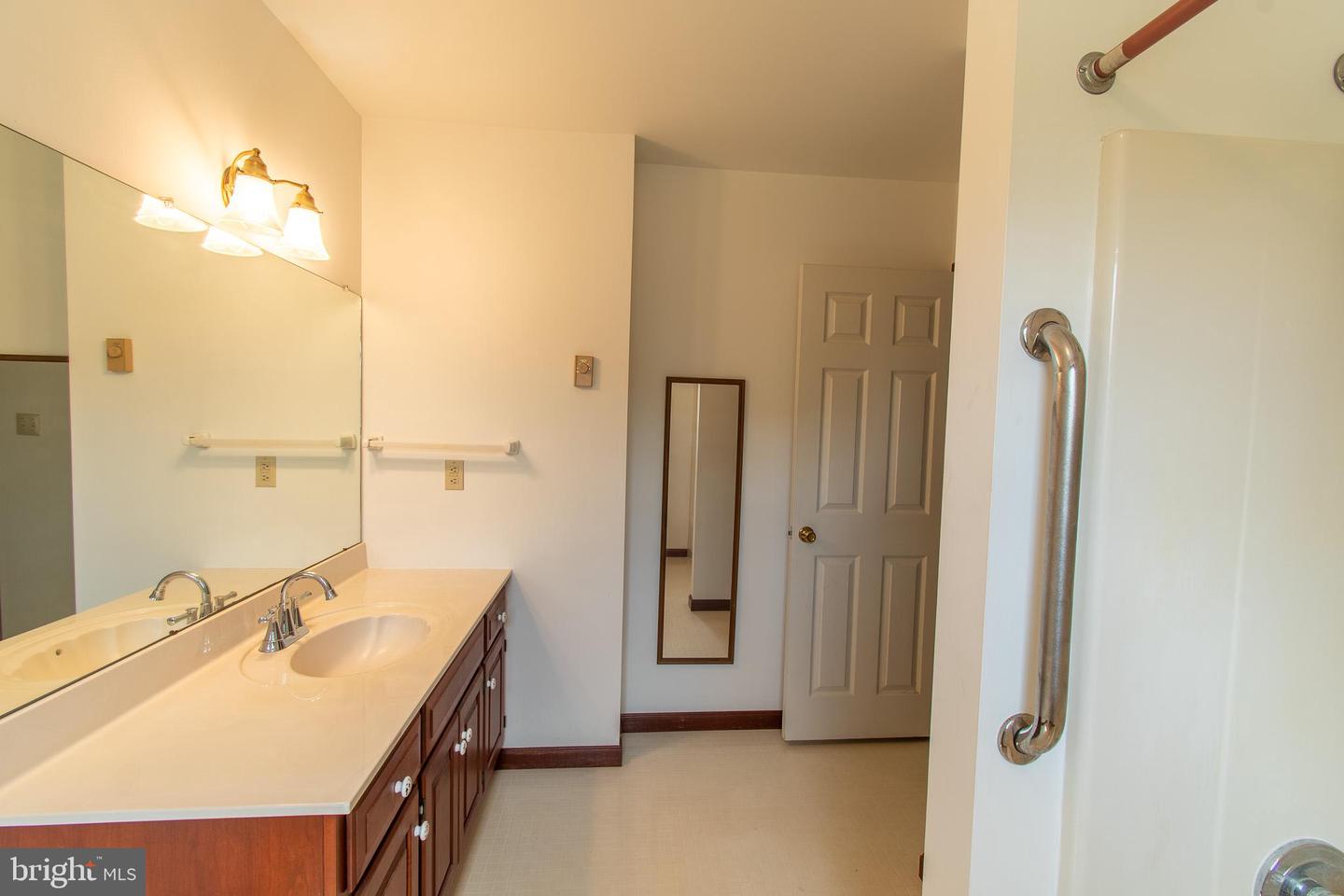 6253 Middle Point Rd Property Photo 38