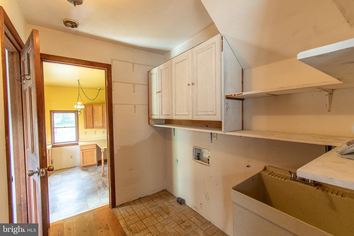 6253 Middle Point Rd Property Photo 44