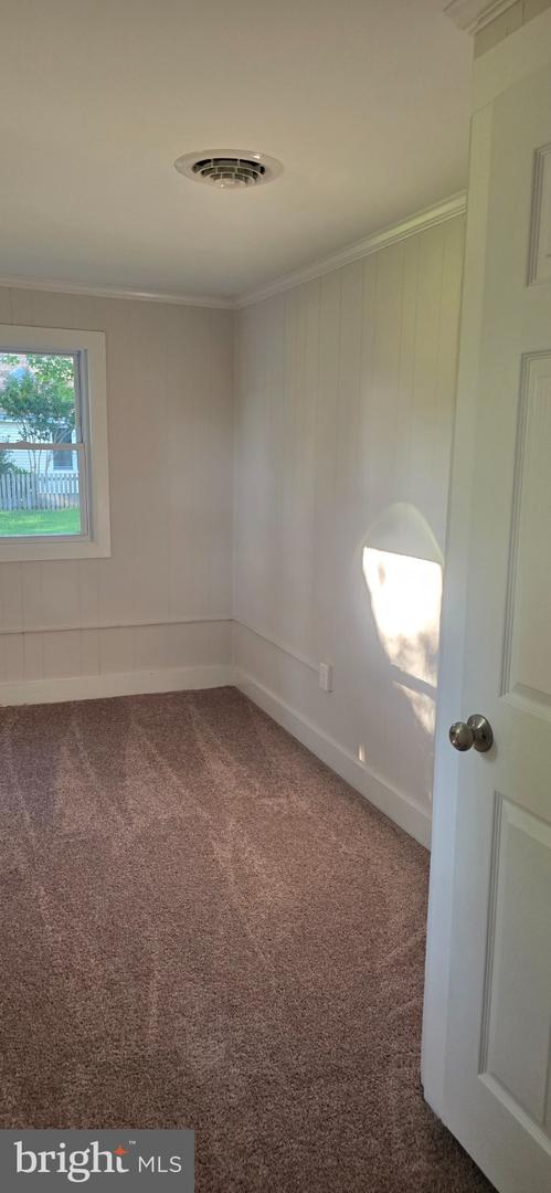 4070 Hennisee Ln Property Photo 12