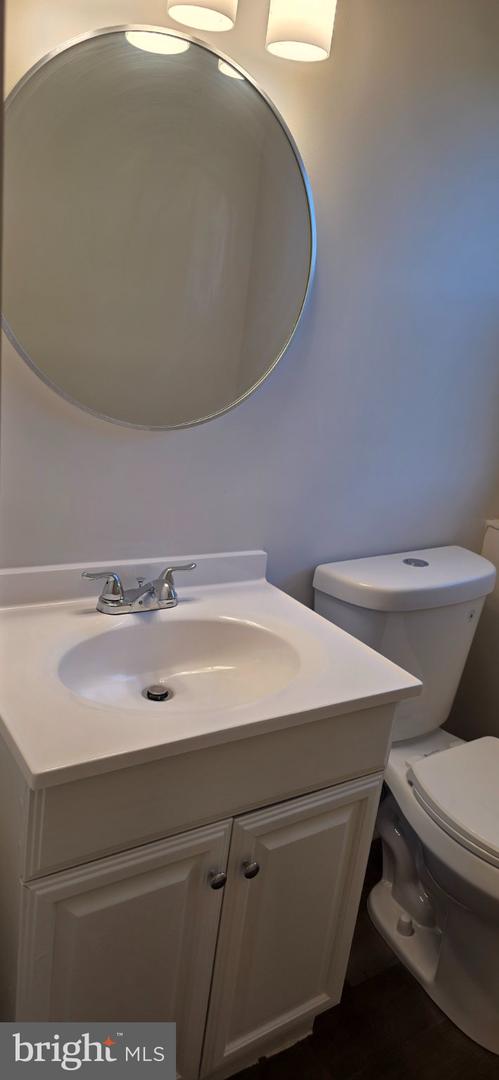 4070 Hennisee Ln Property Photo 23