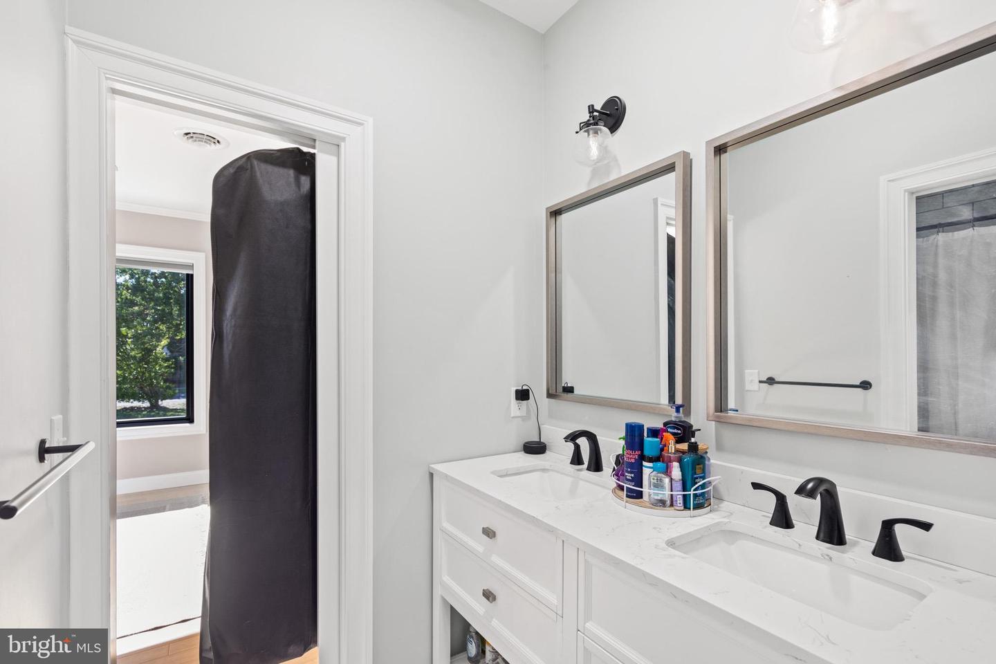 29629 Ferry Point Dr Property Photo 35