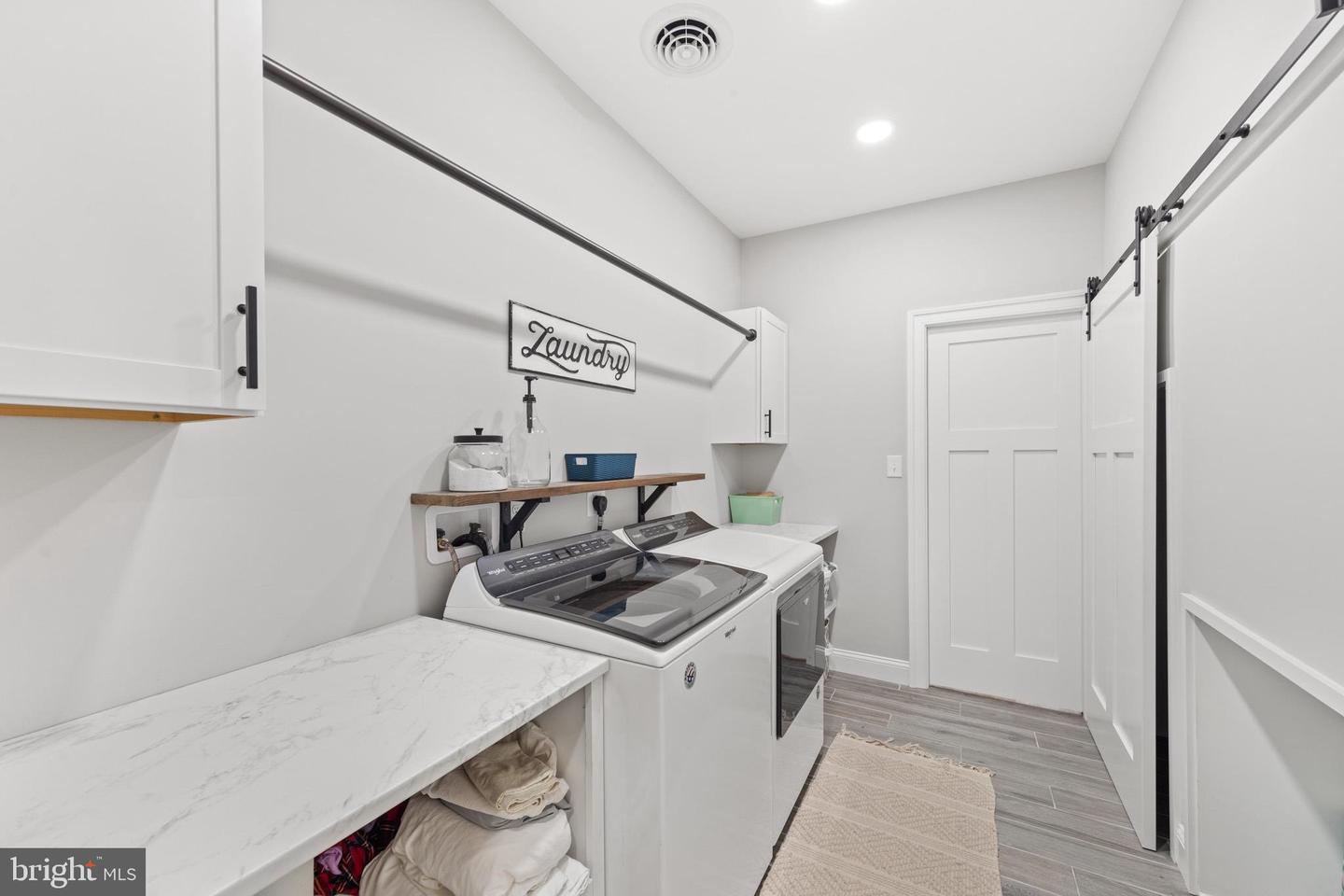 29629 Ferry Point Dr Property Photo 40