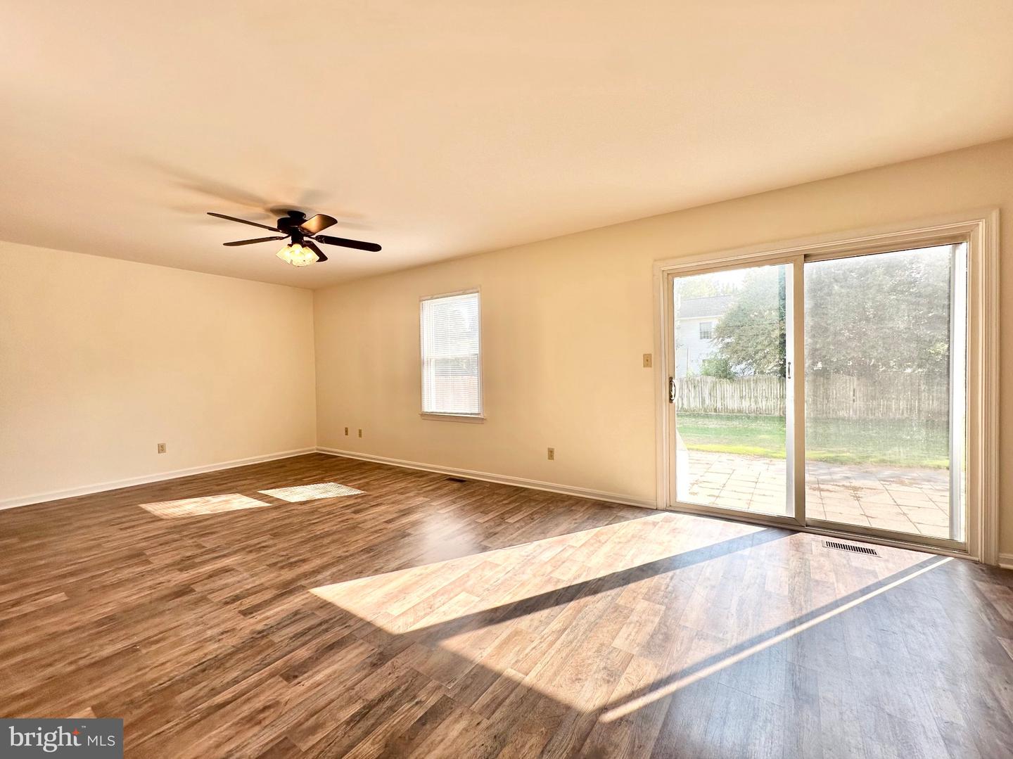 8337 Colony Cir Property Photo 5