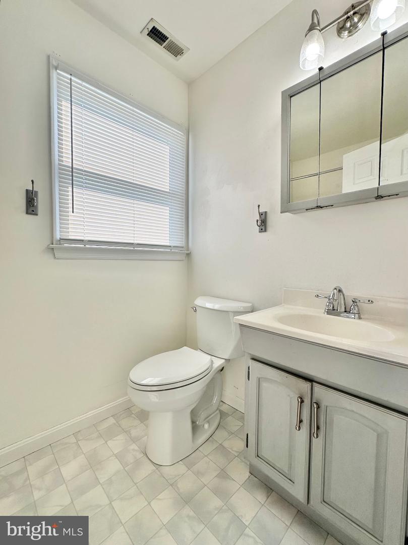 8337 Colony Cir Property Photo 18