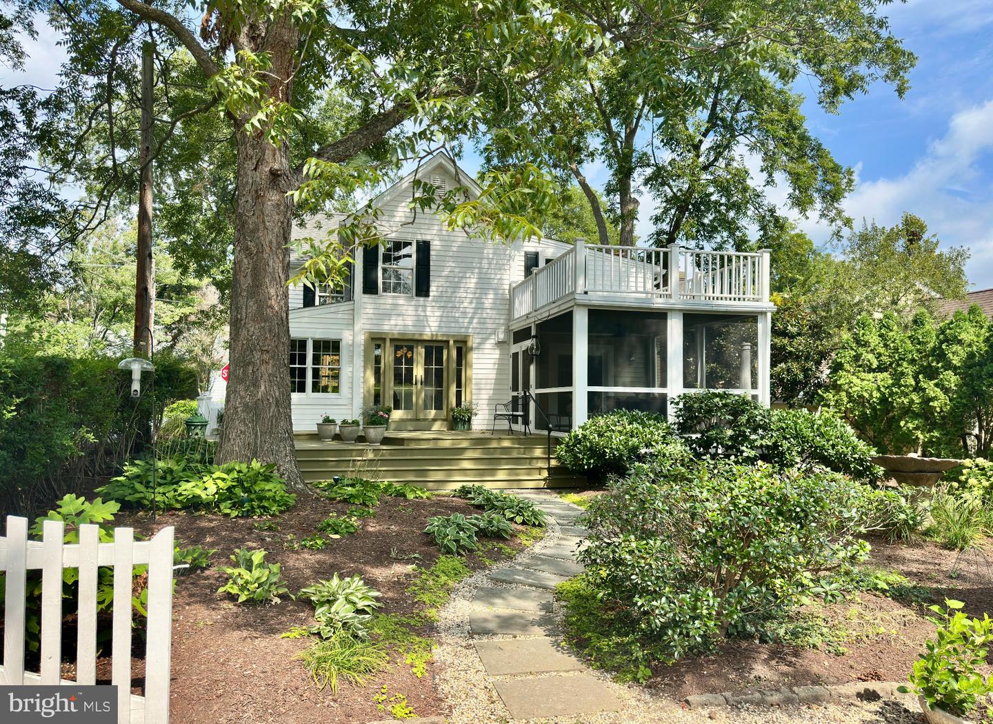 100 TILGHMAN ST Property Photo 1