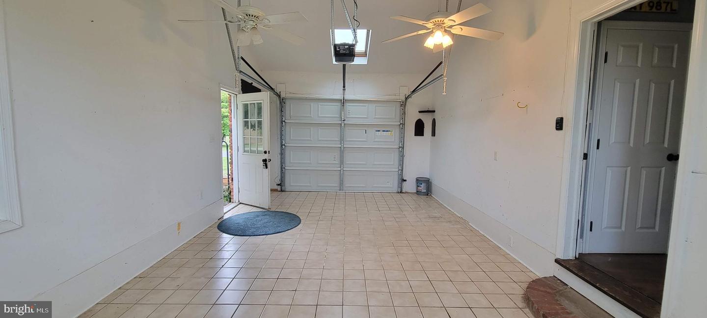 13980 Dulin Rd Property Photo 4